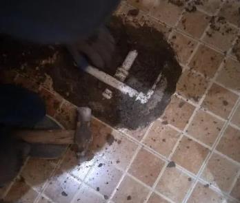 南川卫生间漏水维修公司为您分享下卫生间渗水如何处理及注意事项